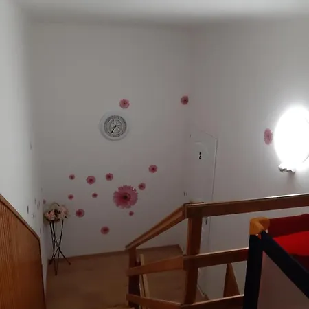 Renata Apartment *